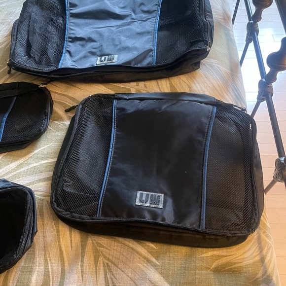 Louis Vuitton Monogram Duffel Bag - Brown and Black - Picture 4 of 8